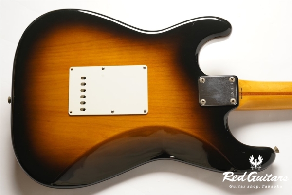 ST57-650 - 2 Tone Sunburst